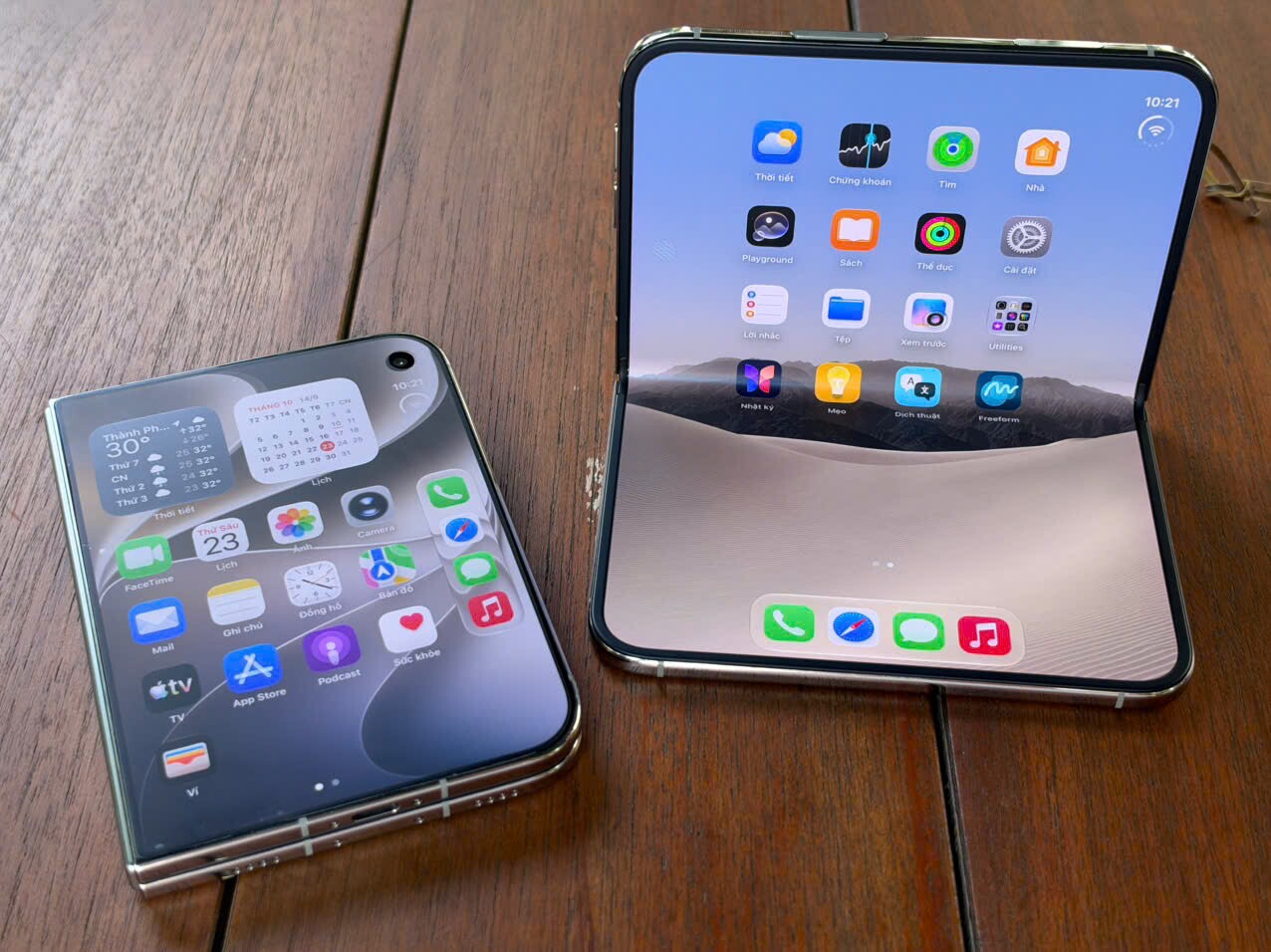Cận cảnh iPhone Duo.