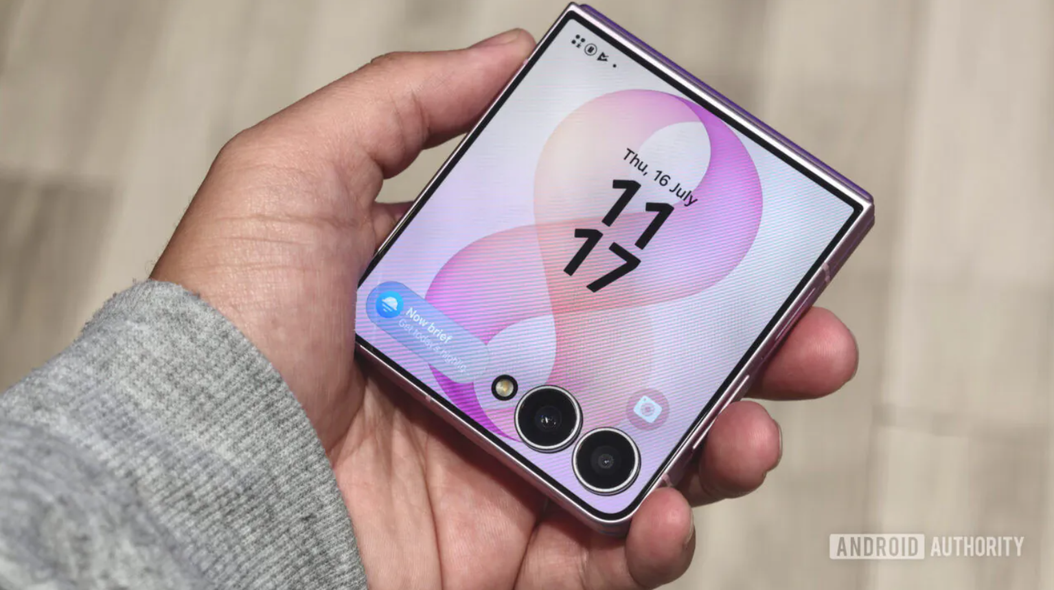 Galaxy Z Flip8.