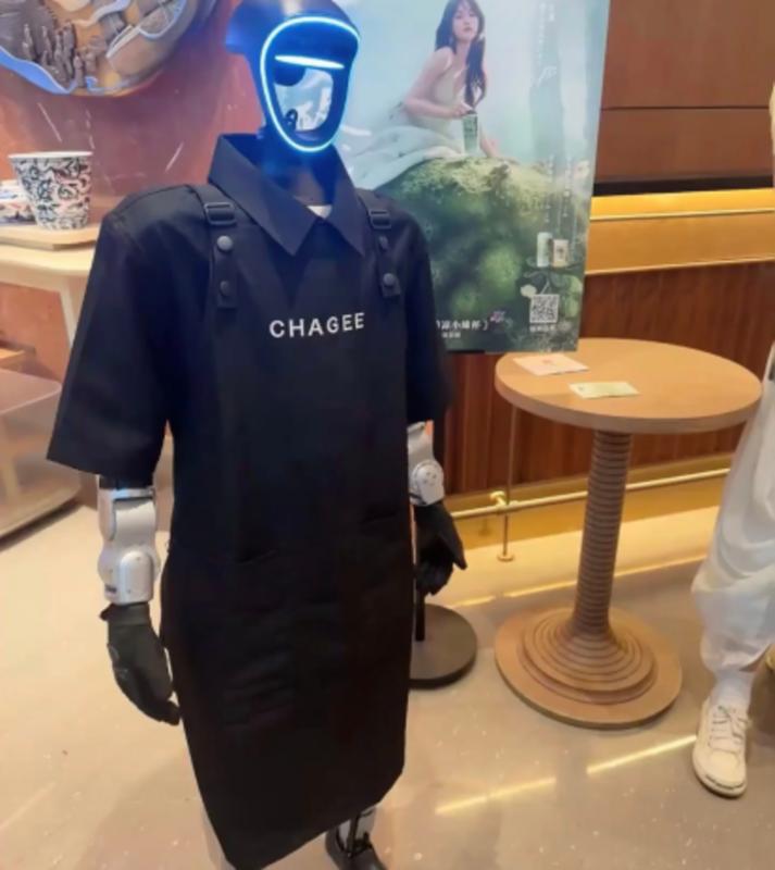 Robot ảnh 3 Robot ảnh 3