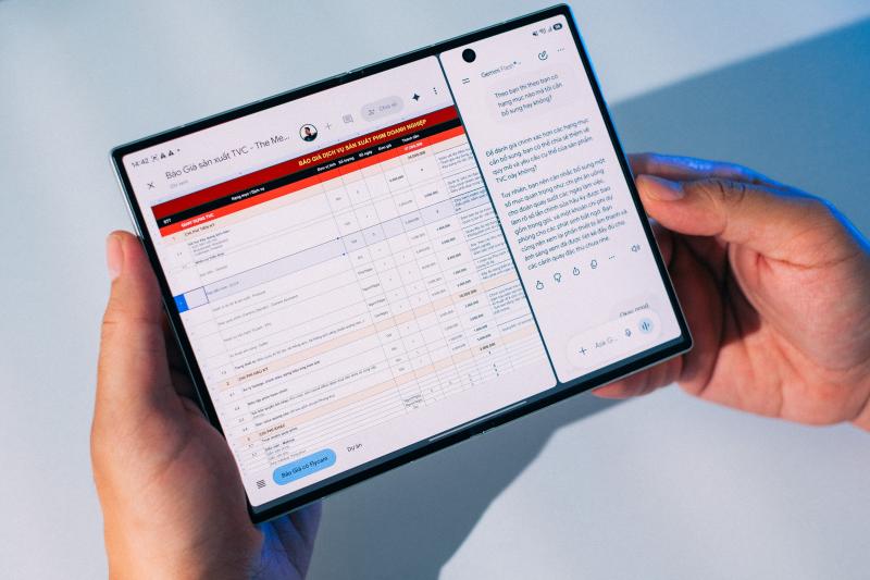 Galaxy Z Fold8 ảnh 4 Galaxy Z Fold8 ảnh 4