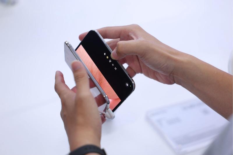 iPhone Duo ảnh 4 iPhone Duo ảnh 4
