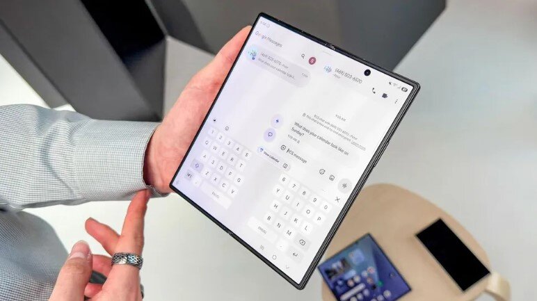 Galaxy Z Fold8 Ultra.